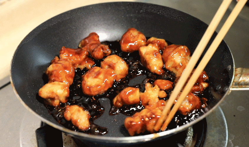 我们用预制菜做了一桌年夜饭——13款预制菜主观试吃报告