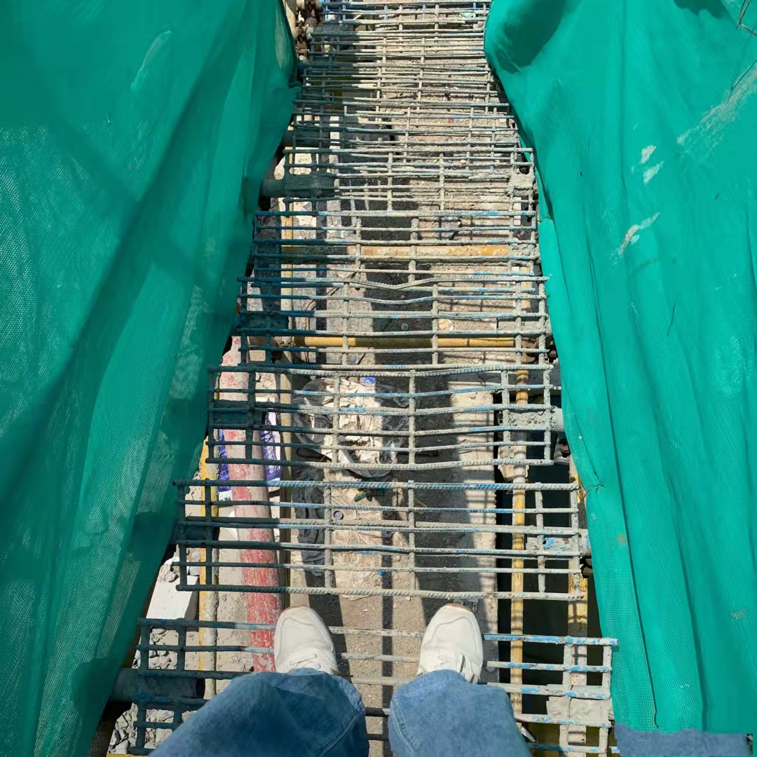 新手不会做钢筋翻样？有这个中建软件就够了！添加结构自动计算