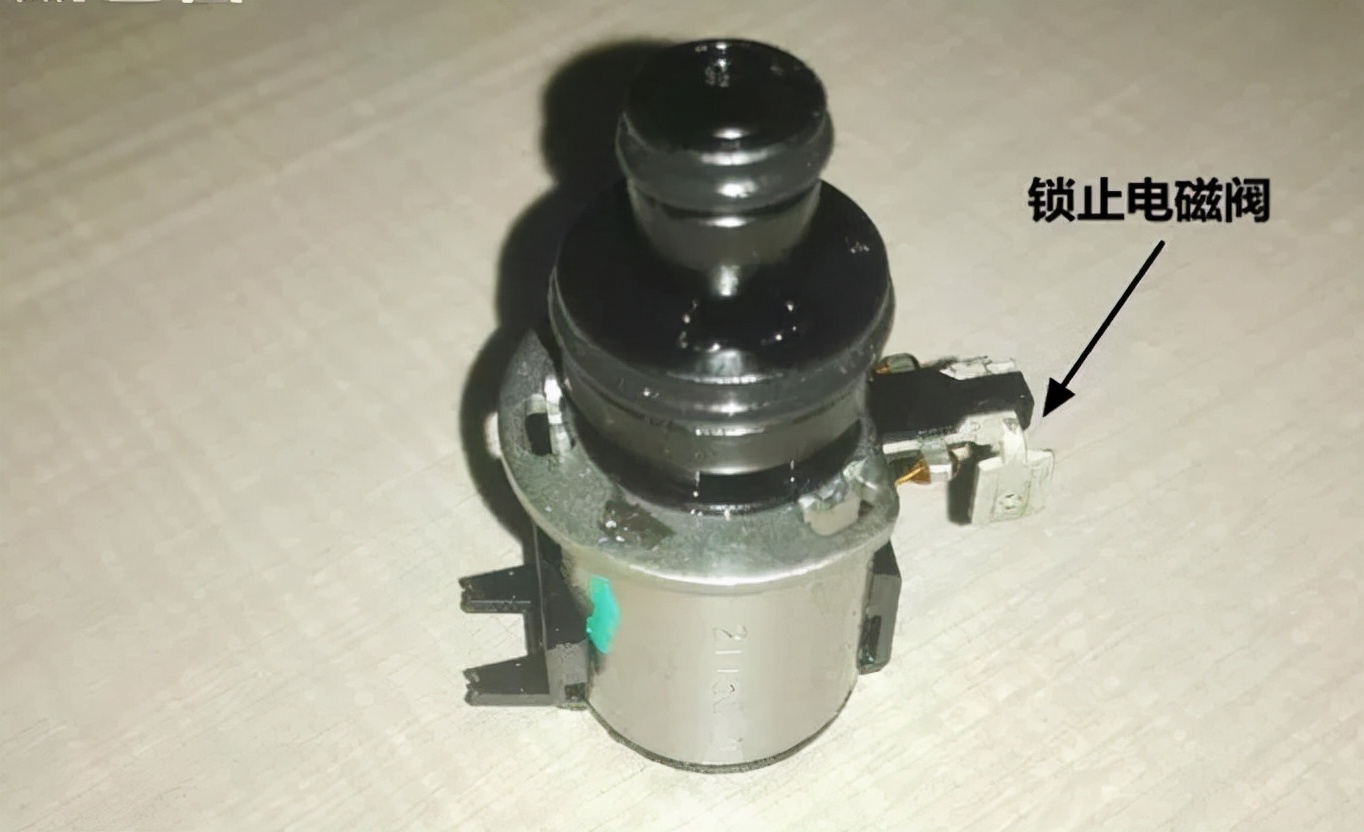 自动变速箱在D挡、N挡之间频繁切换，是否会对变速器造成损伤？