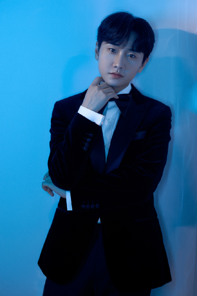 6.7图:刘亦菲 杨幂 周也 任敏 迪丽热巴 陈飞宇 韩庚 杨蓉 檀健次
任嘉伦