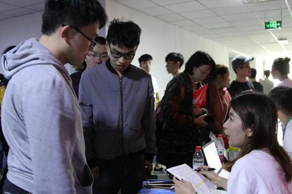 考研趋势分析，考研难度降低竞争不会改变，考研大时代到来