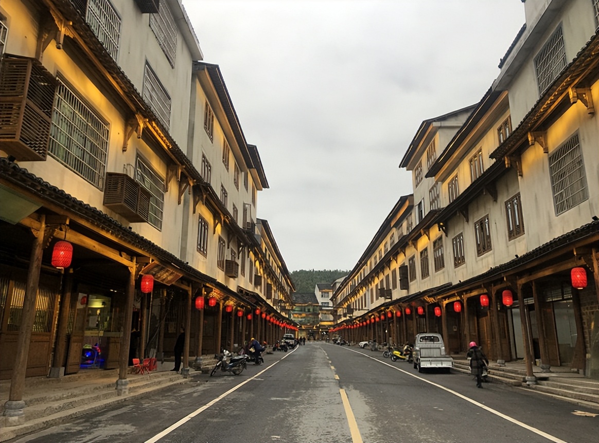 江西广信：赣派民国风情古街精彩呈现