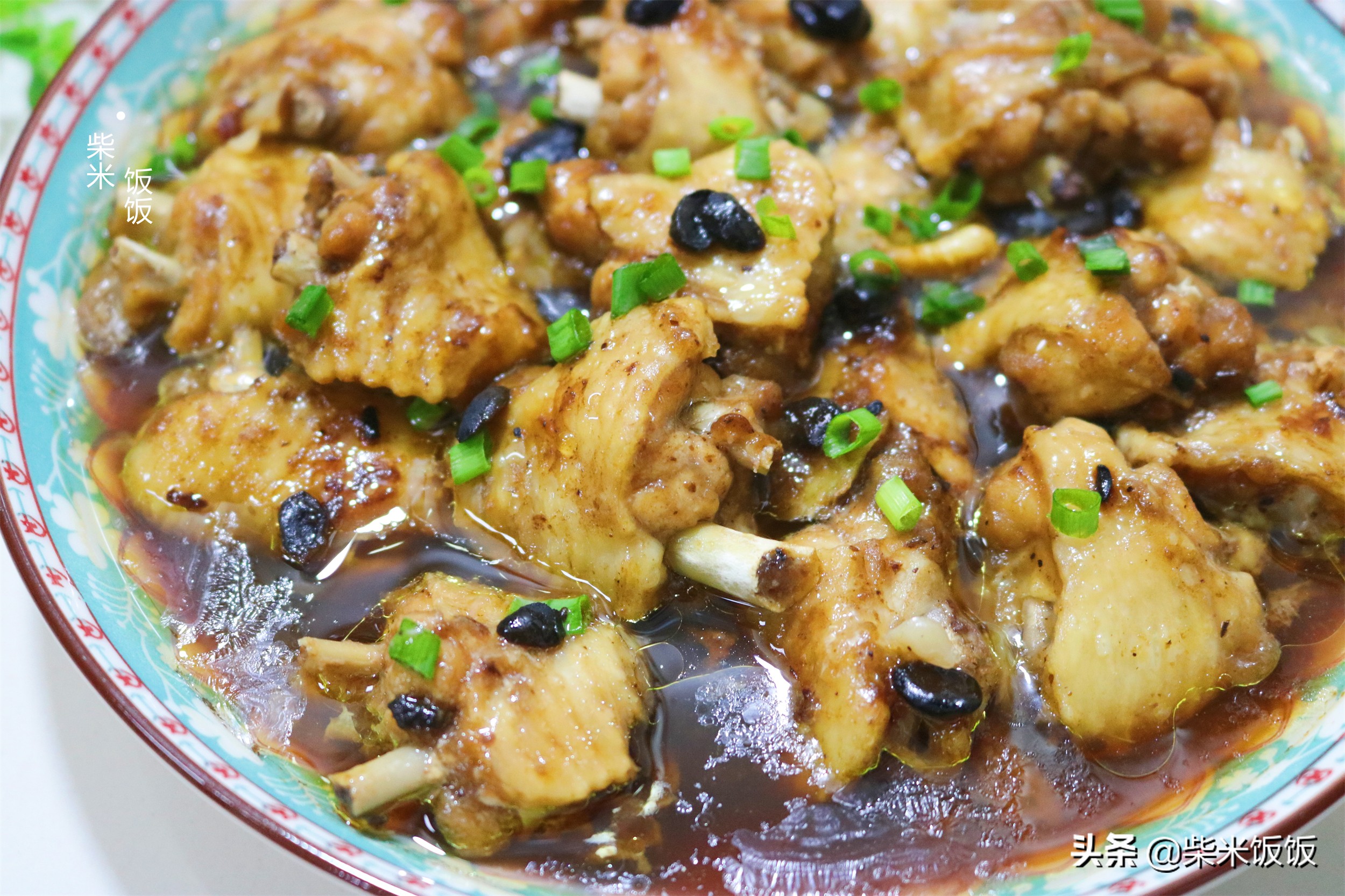 冬天吃这菜，别炒也别炸，大火蒸一蒸，鲜嫩多汁更好吃