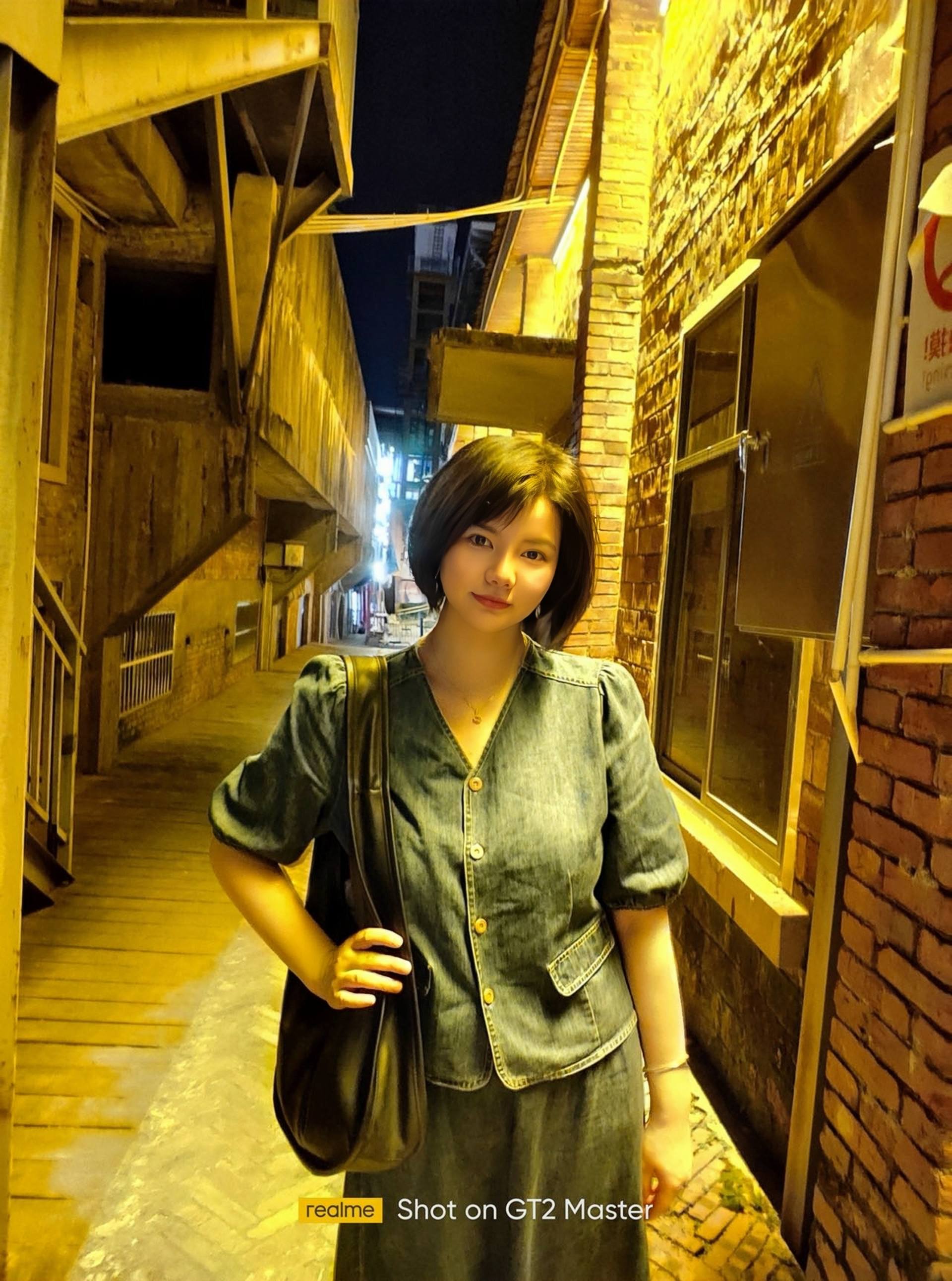 真我GT2大师探索版上手体验，性能质感双向在线