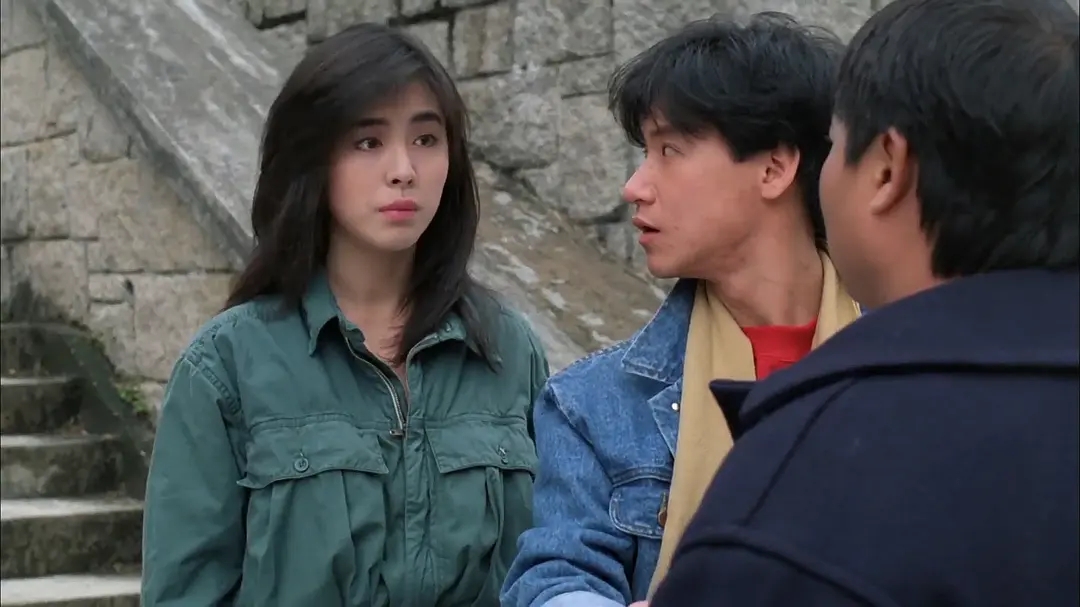 1986年,王祖贤与周润发首次合作,因一场侵犯戏备受争议