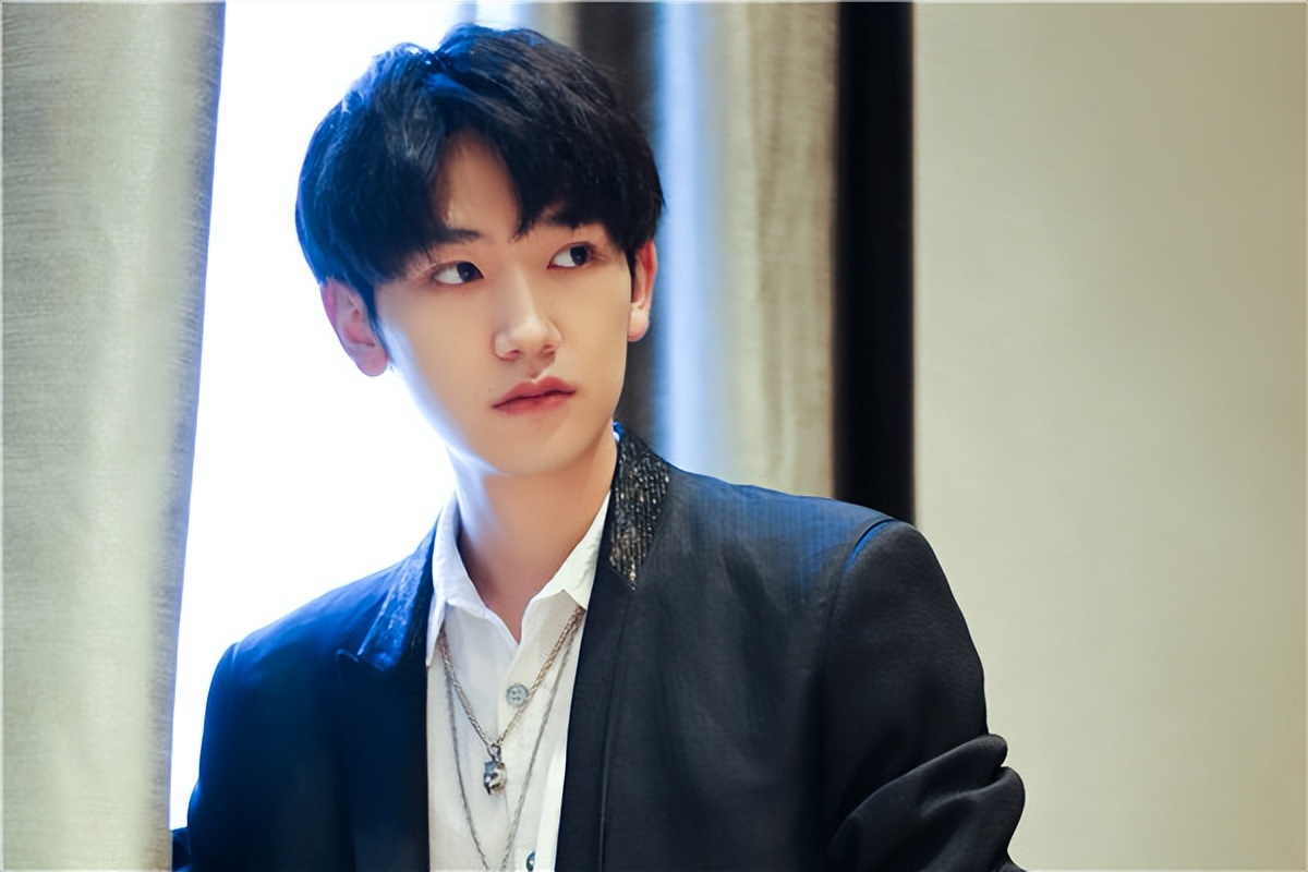 中国内地男演员郭丞活泼率真 网友们觉得他颜值如何可评论关注转发