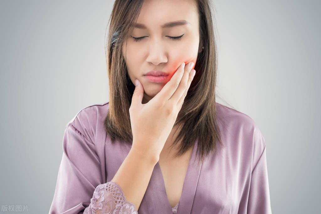 牙龈炎的症状表现有什么？