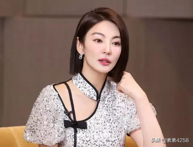 女明星妆前妆后的变化，效果立竿见影