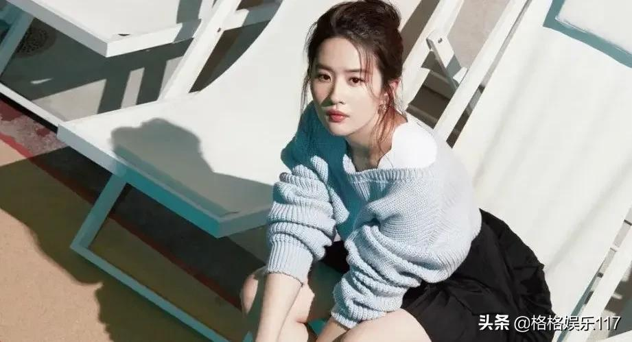 感觉刘亦菲的美，镜头不能完全拍出来，感觉真人会更精致
