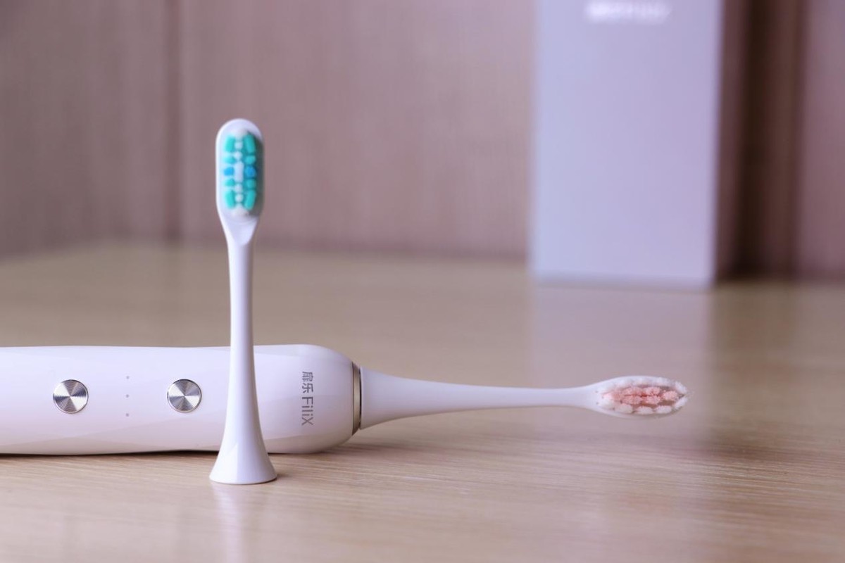 牙敏感人群亲测扉乐Major Pro电动牙刷 不伤牙 舒服得“卷”出新高度