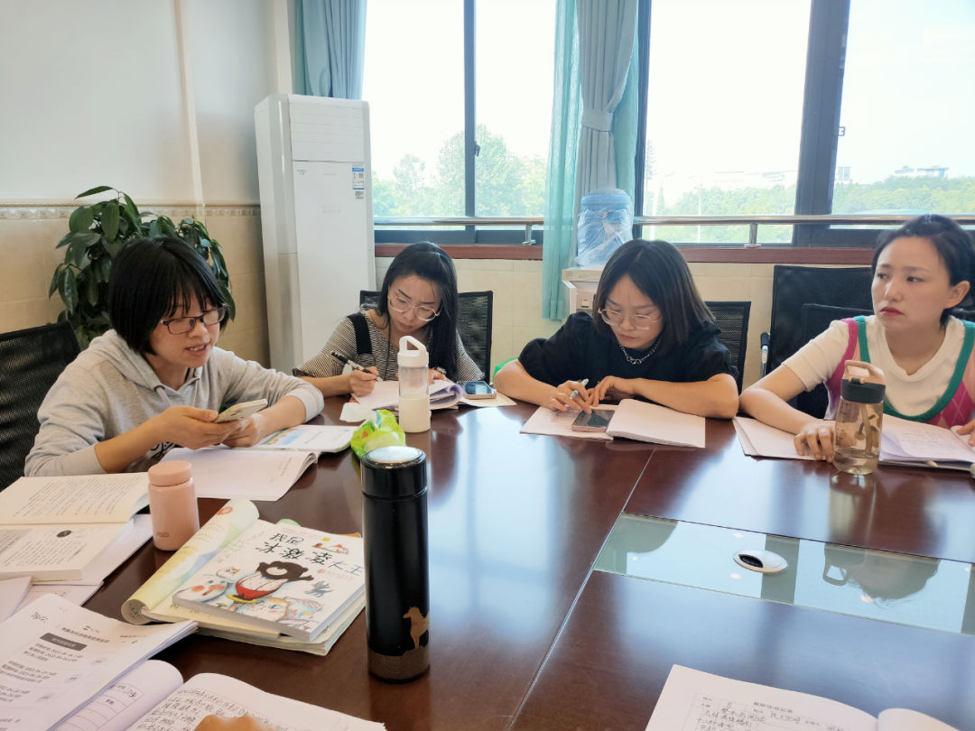 研讨共享 蓄力远航｜实小外国语学校语文组教研分享特色阅读方案