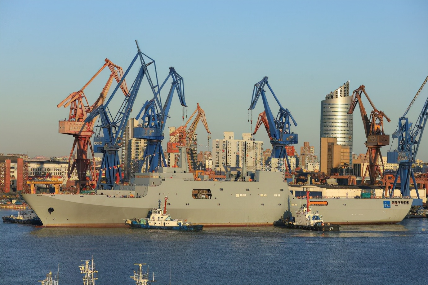 ���ǳɱ����й���10���������������������ģ�2117���첻�˼��Ҵ�