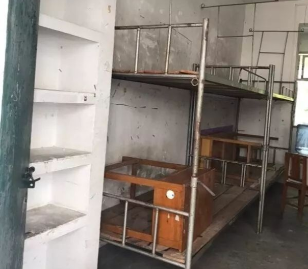 各大高校晒出宿舍环境，研究生看后不淡定了，直言：不想读了