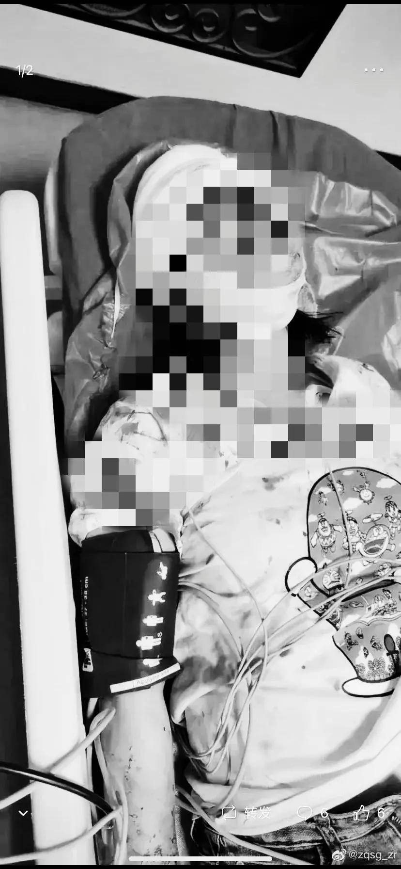 唐山烧烤店打人事件黑衣女子为保护朋友抡起酒瓶爆头