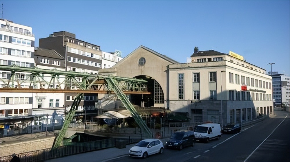 德国伍珀塔尔大学介绍及申请留学攻略，德国艺术作品集辅导机构