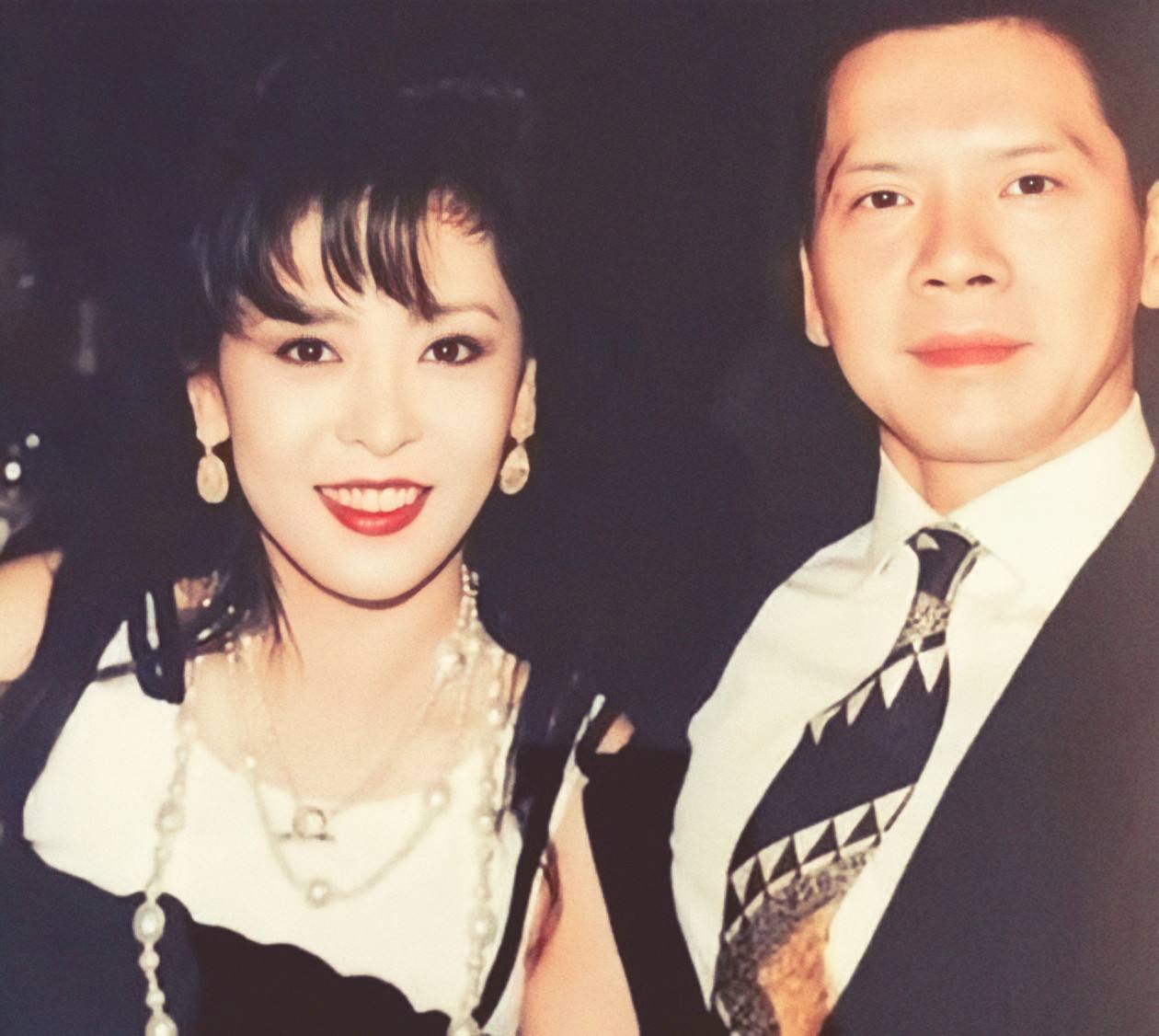 这6位“星二代”资源好到爆，却就是红不了，背后原因发人深省