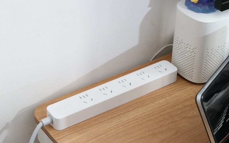 小米智能插線板2新品發(fā)布，支持遠程開關與電量統(tǒng)計，電腦桌必備