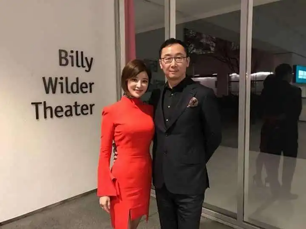 胡蝶：嫁导演陆川7年生2娃，独自产检、长期分居，却过得很幸福