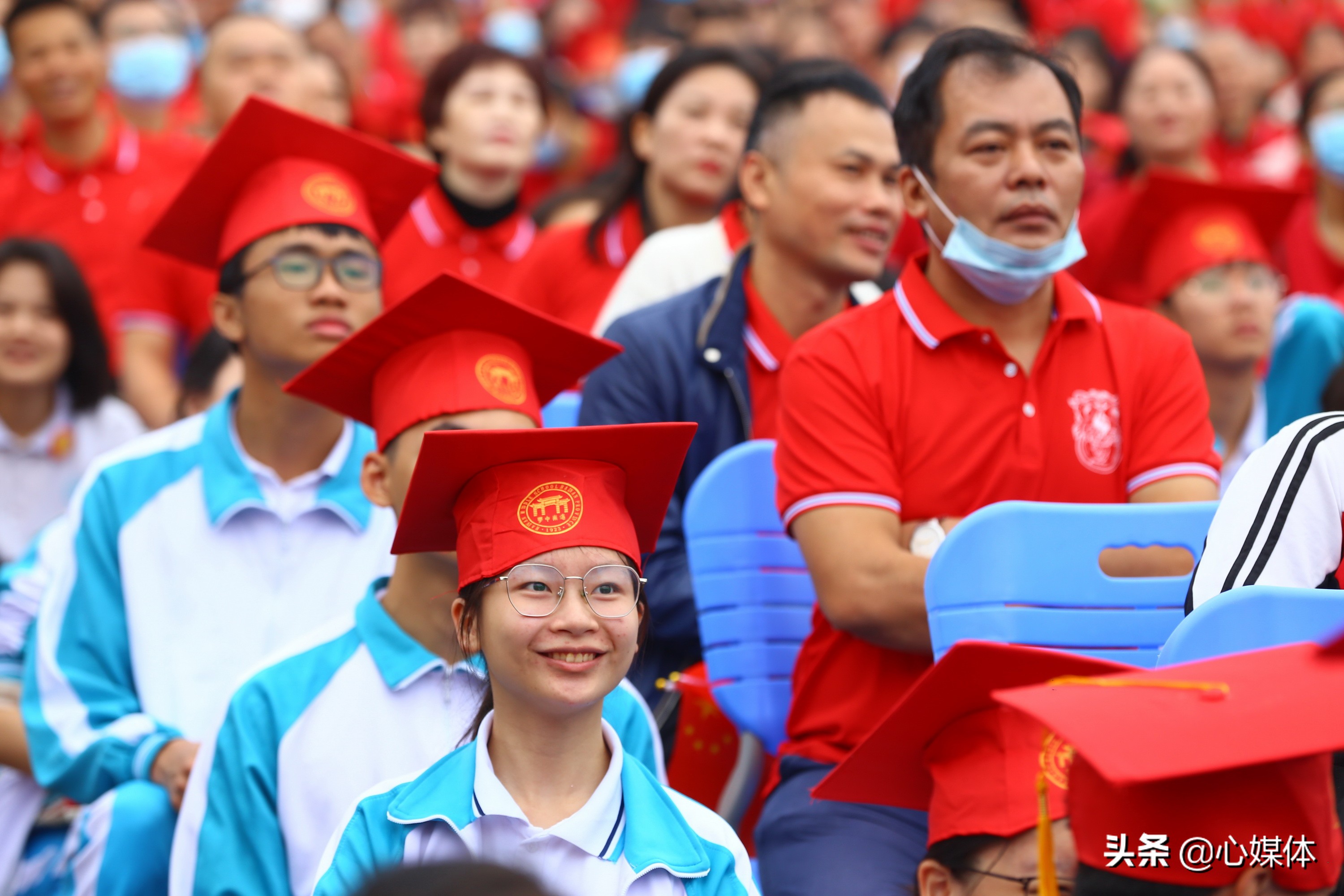 海南中学千名高三生在海口举行18岁成人礼(图8)