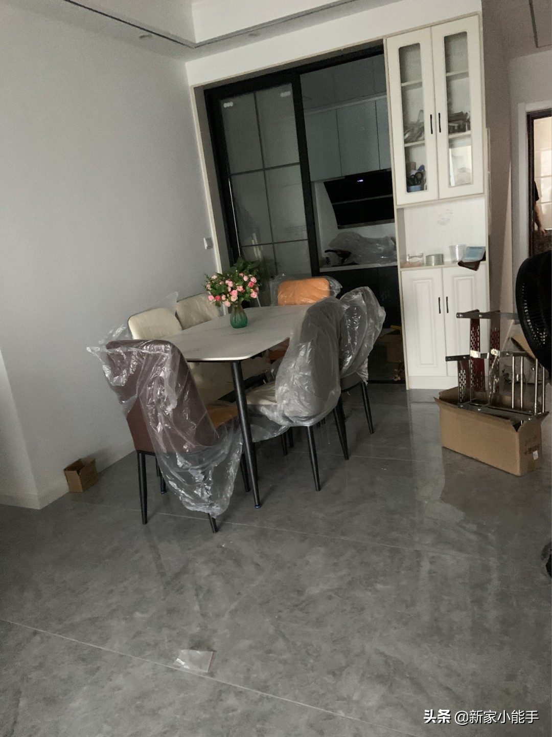 室內裝修推薦相關資料/學她家裝潢，靠網購撐起全屋，價格便宜，效果又漂亮，太羨慕了
