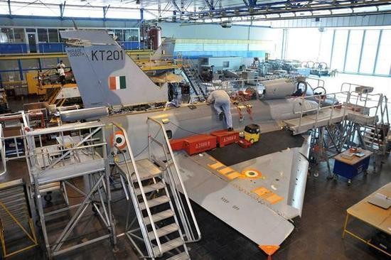 ������30�����Σ�ӡ���ְ��̶ֽ�ѧ���ᣬ�й�ȴת������Ƚ�ս��