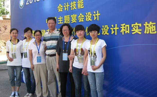 曾备受追捧的会计学专业，如今“跌落”神坛，百万年薪不香了？