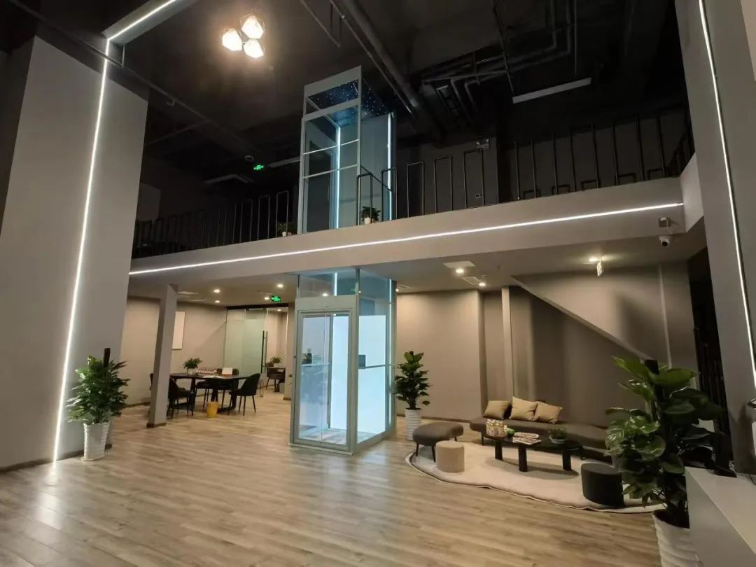 上峙螺杆家用电梯成都展厅