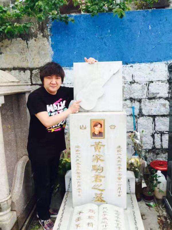 凭《老鼠爱大米》狂赚1.7亿，却被骗千万，杨臣刚到底经历了什么