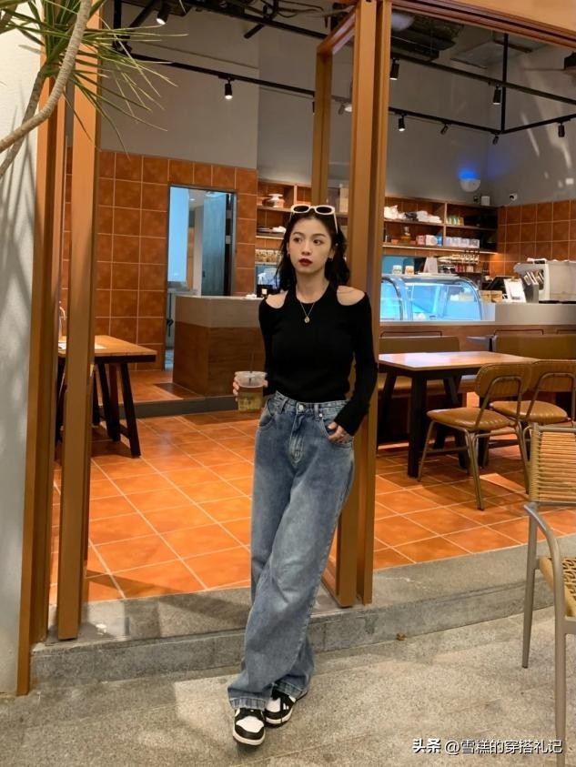 今年裤子流行“穿宽不穿紧”，时髦百搭还遮肉，胯宽、腿粗都适合