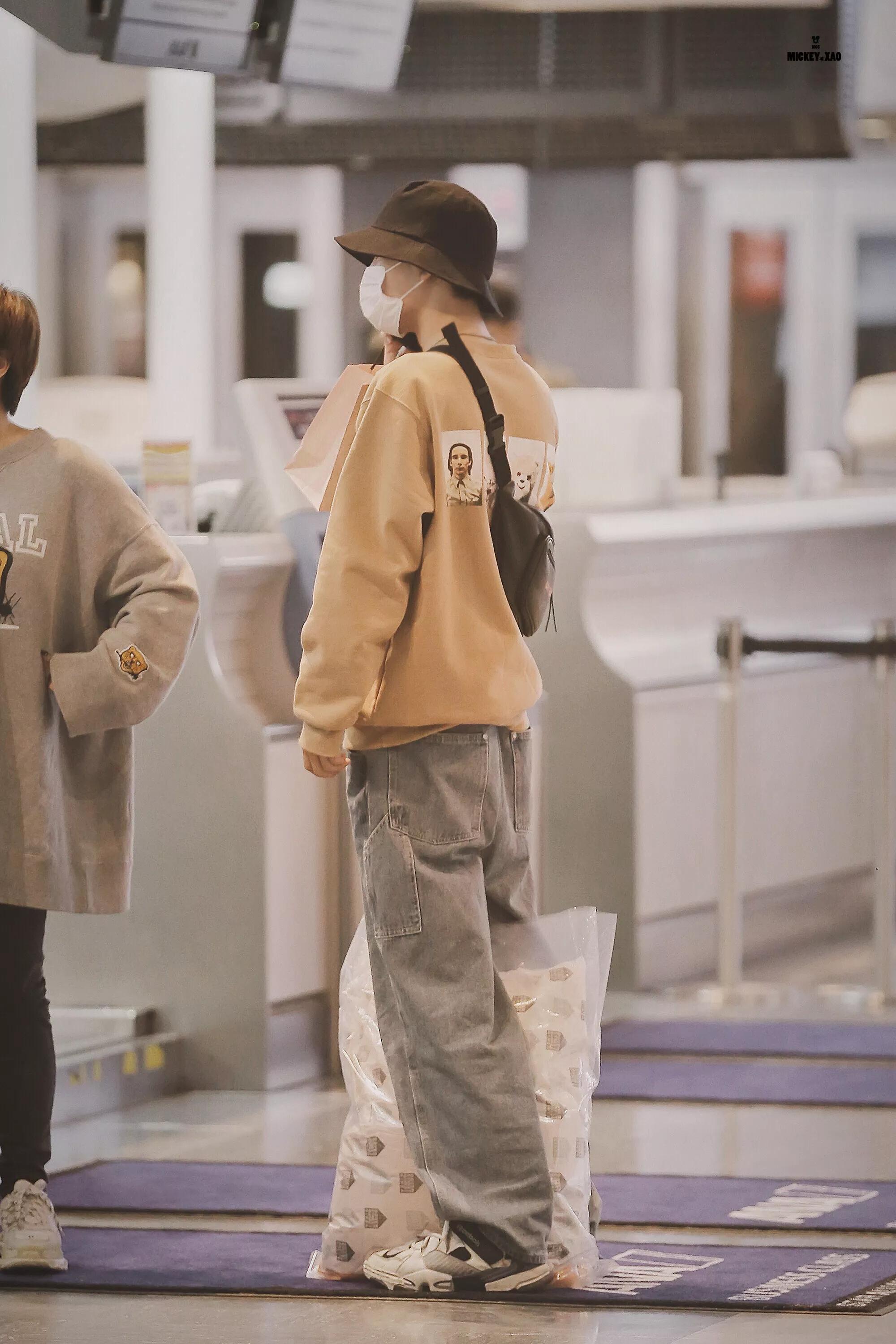 考古肖战:2018年9月—12月机场时间线汇总,今天请叫我收图狂魔