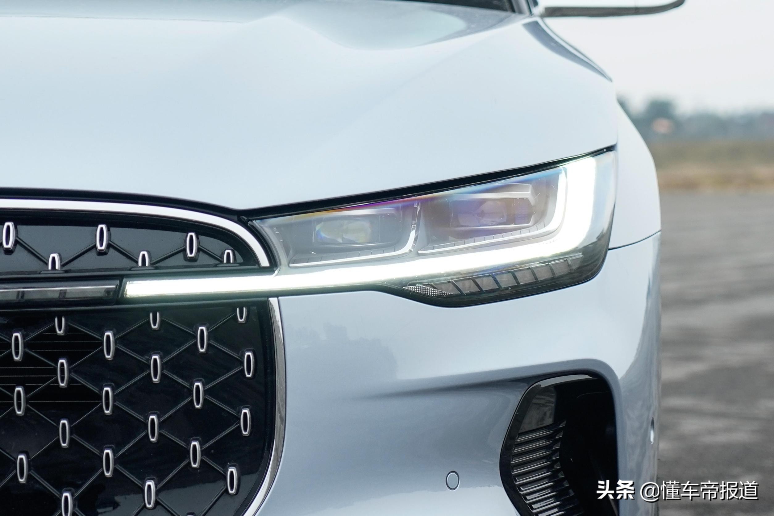 新车 | 两种外观风格可选，尊享版车型更具性价比！林肯Z购车手册