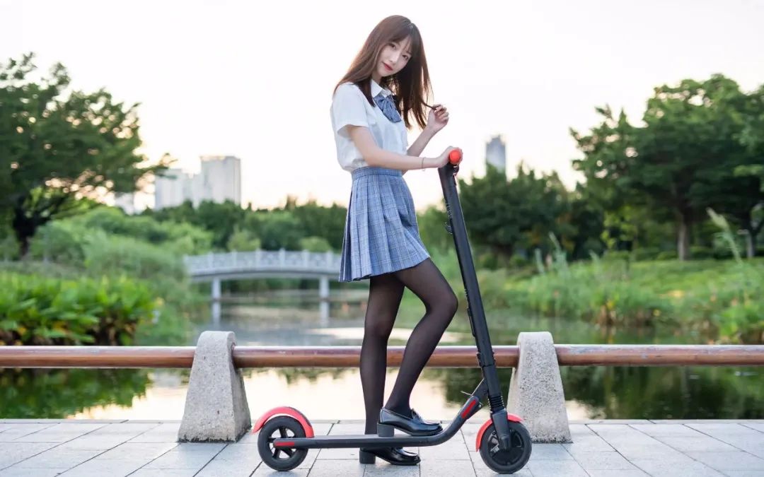 又一家小米系，慌不择路