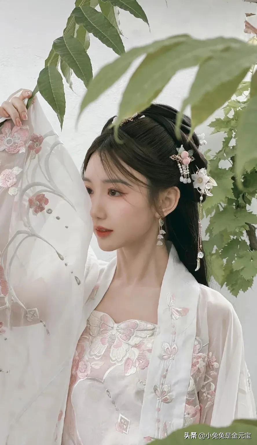 毛晓彤她的古装扮相真的好漂亮