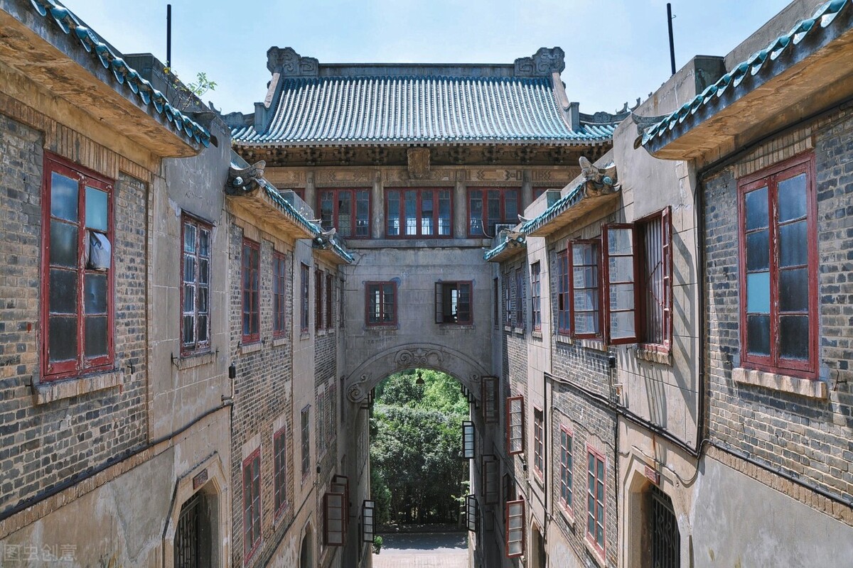 武汉大学校友奖学金详解一览表，找了好久，非常全的，干货满满