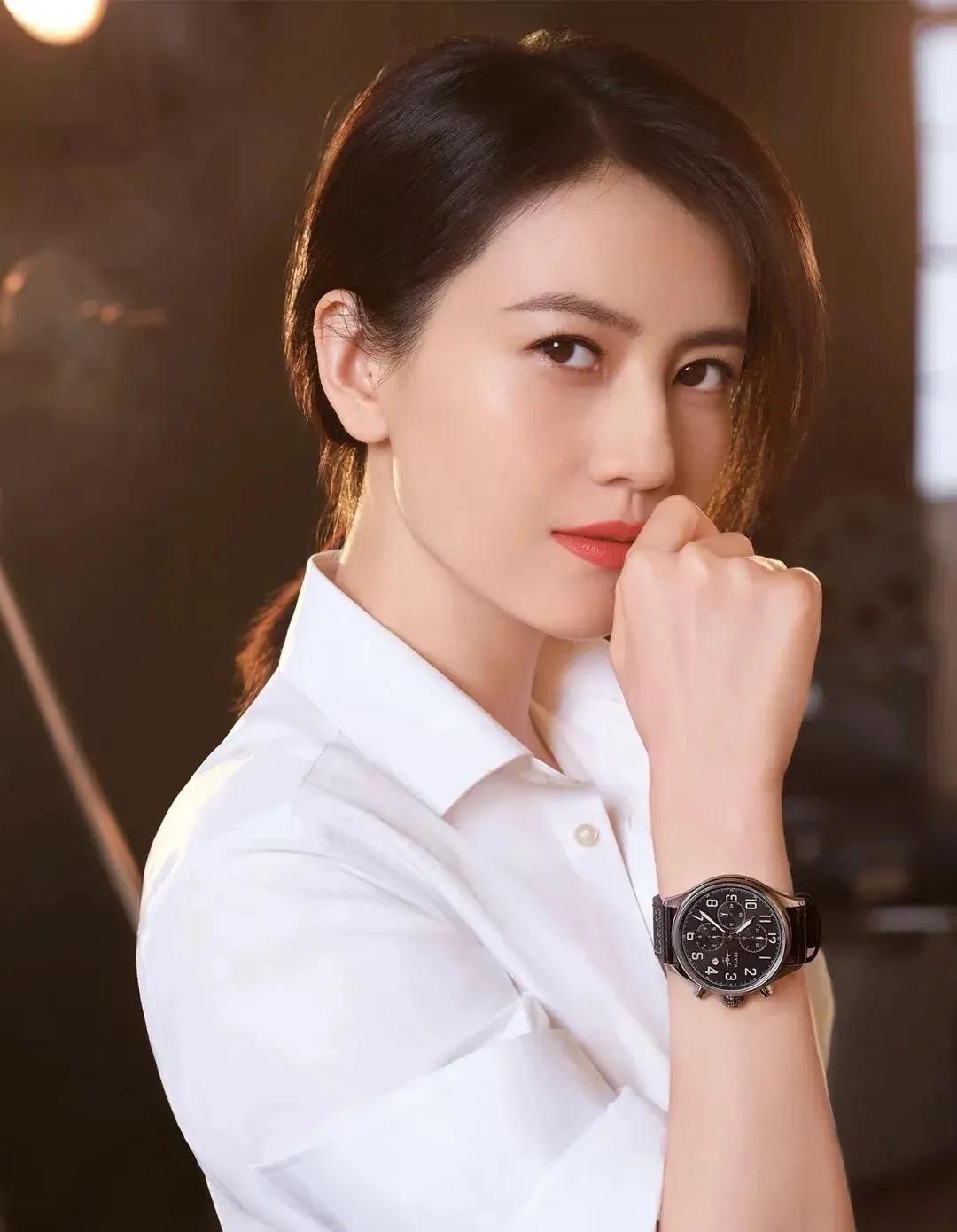 国民气质美女高圆圆