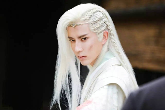 资源到位，演技稀碎，这5位男艺人演了个寂寞