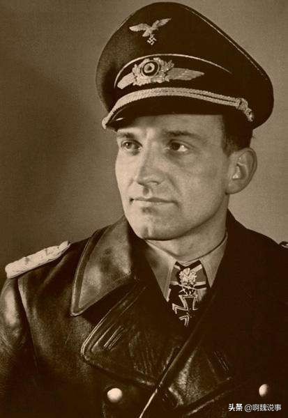 纳粹传奇飞行员：一人击溃五个师的兵力，印度电影都不敢这么拍