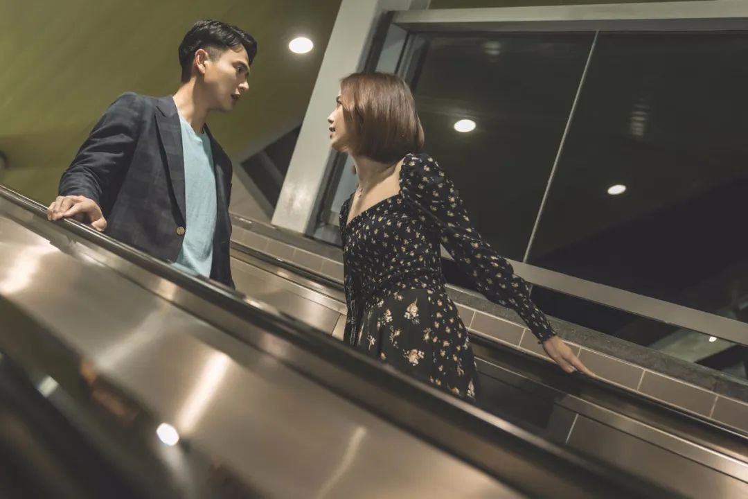 继《火神的眼泪》之后，又盼来一部惊喜之作，一看便迷上