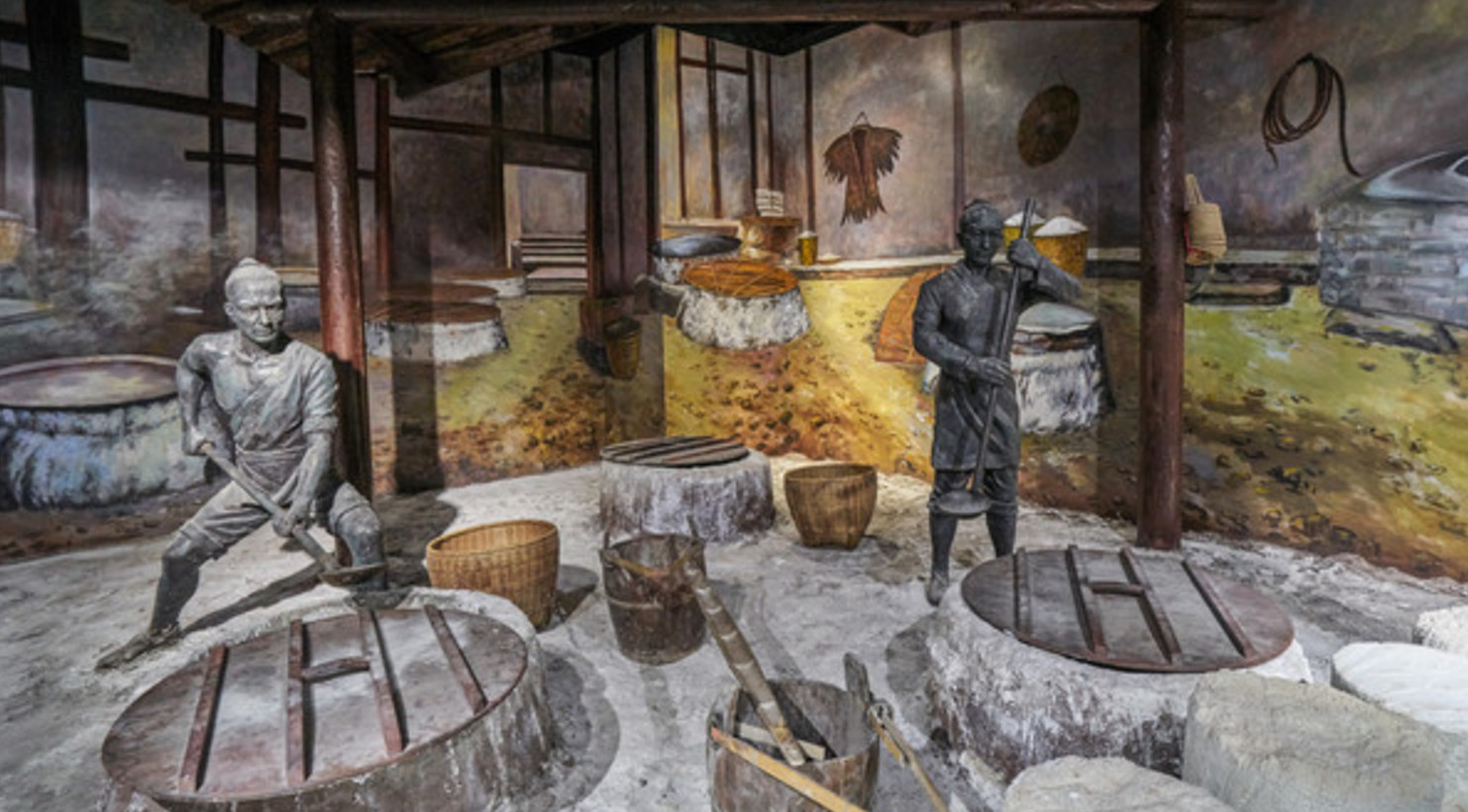 早在东汉时期,班固就在《汉书》中对石油有了相关的文字描述:"高奴有