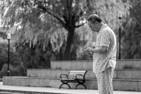 为什么有些老人刚过70岁，没几年就去世了？人过70，该如何延寿？