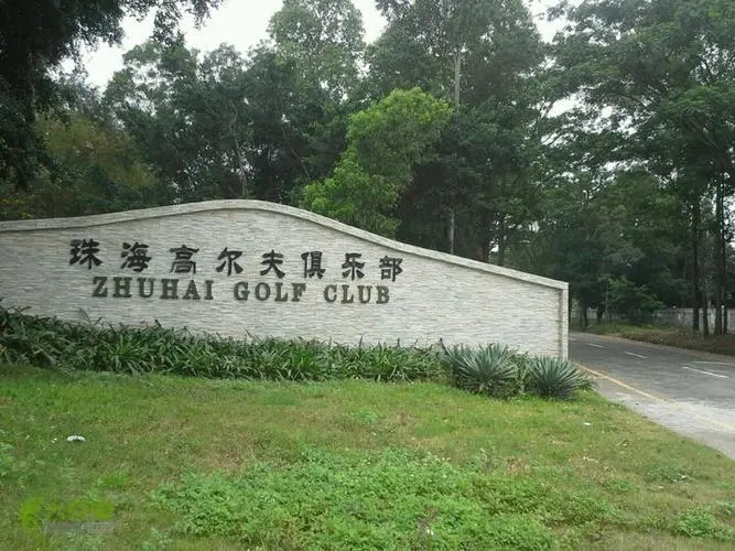 体育圈10大富豪榜，梅西C罗上榜，乔丹26亿美元稳坐第一