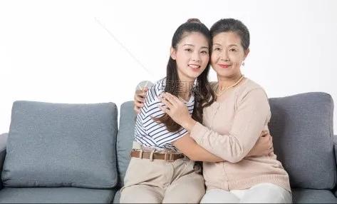 人老了尽量别掺和子女的家事