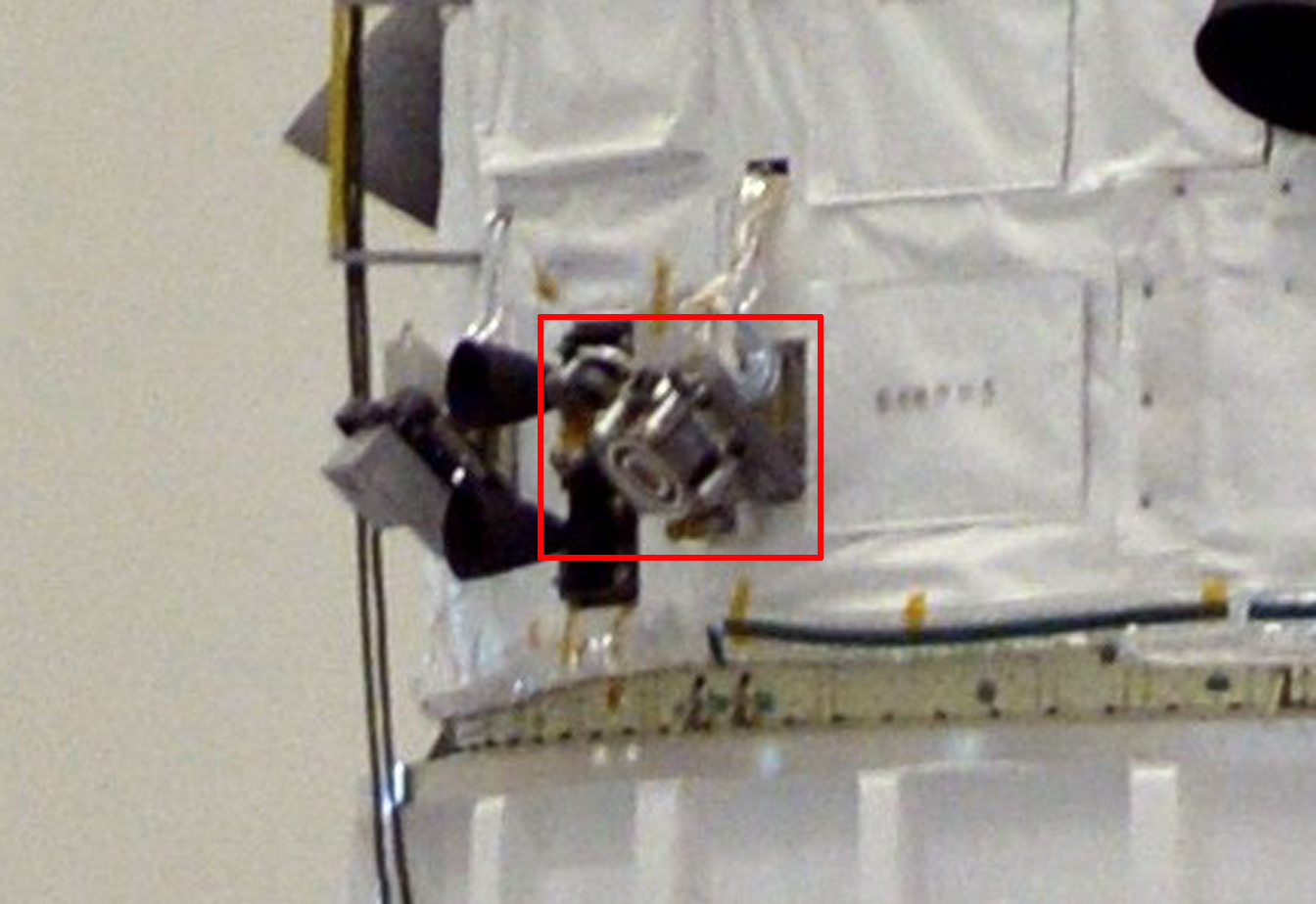 ���칬�ռ�վ֮����һ���ٶּ��ռ�վ���࣬���߶ԱȻ������