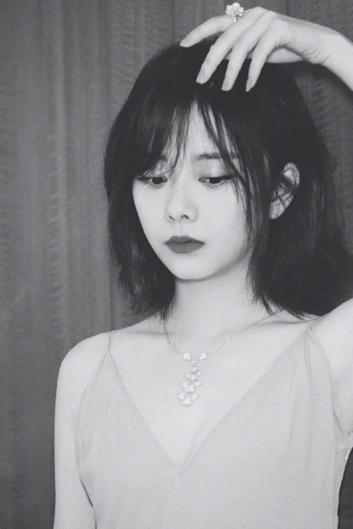 谭松韵温柔体贴