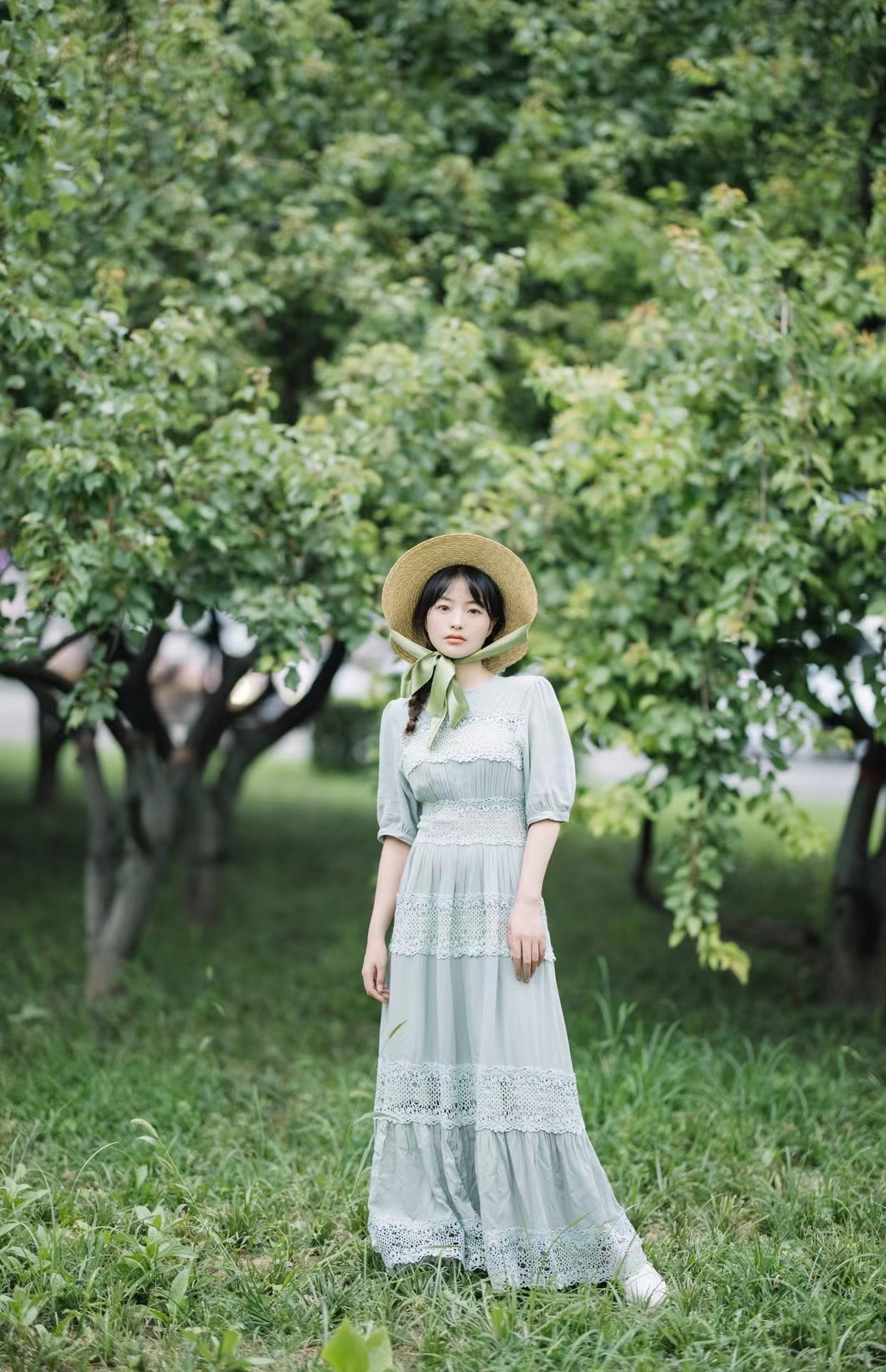 樹林拍照，如何拍得清新漂亮又有氛圍？8個技巧玩轉(zhuǎn)樹林美女人像