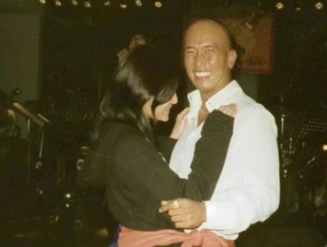 大S感情观有多疯狂？与53岁前任跨国闪婚，认识49天就嫁汪小菲