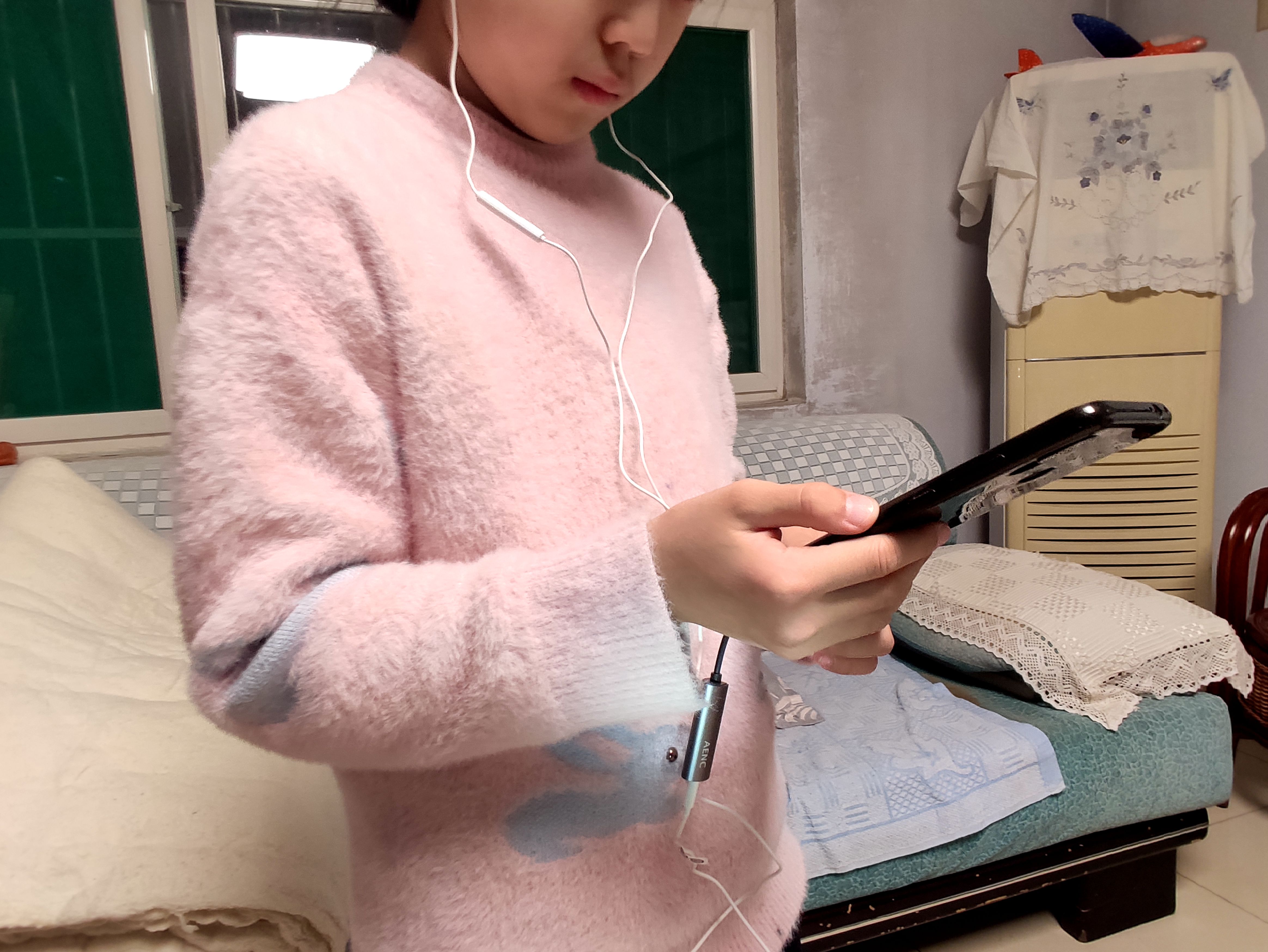 易拾音AI麦克风消噪宝：轻松消除环境噪音的神器