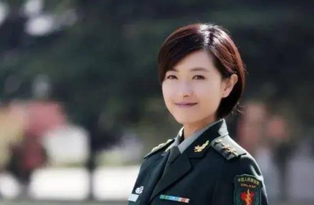 17年出道节目不火爆。连绯闻男友都还没曝光就生女孩，太低调了