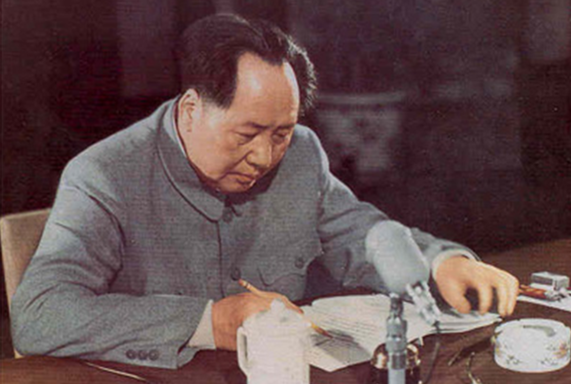 毛主席十大传奇故事：智慧与谋略的光辉篇章