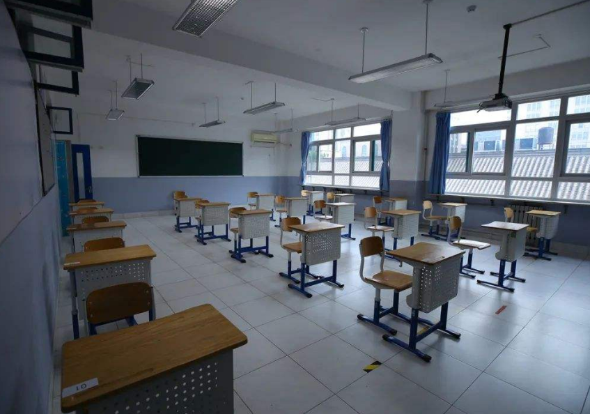 河南“零分女孩”蒋多多：一时冲动“反抗”高考，毁掉了整个人生